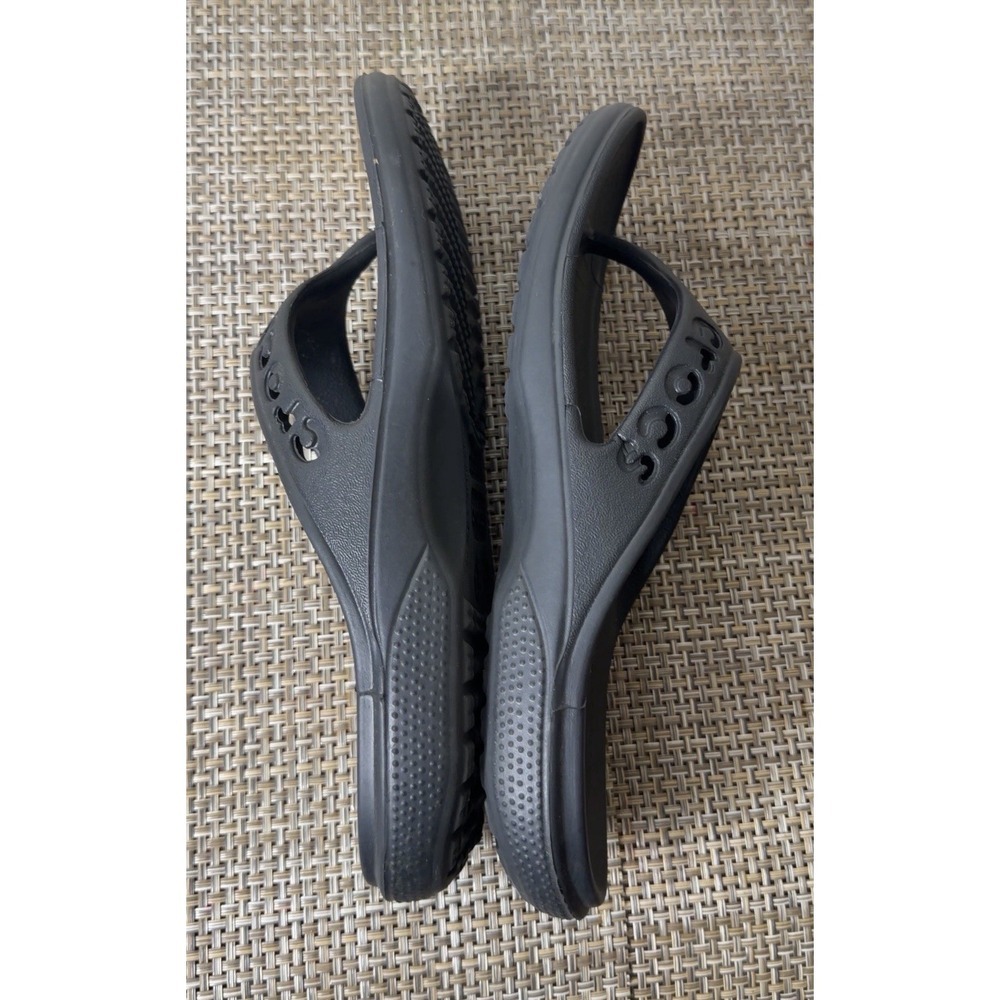 Crocs Women's Size 9 Flip Flops Black Comfort Shoes Sandal Thong - Picture 3 of 6